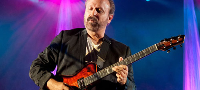 Daryl Stuermer of Genesis